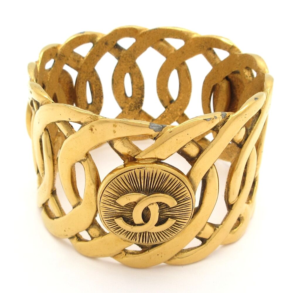 Chanel Coco Bangle